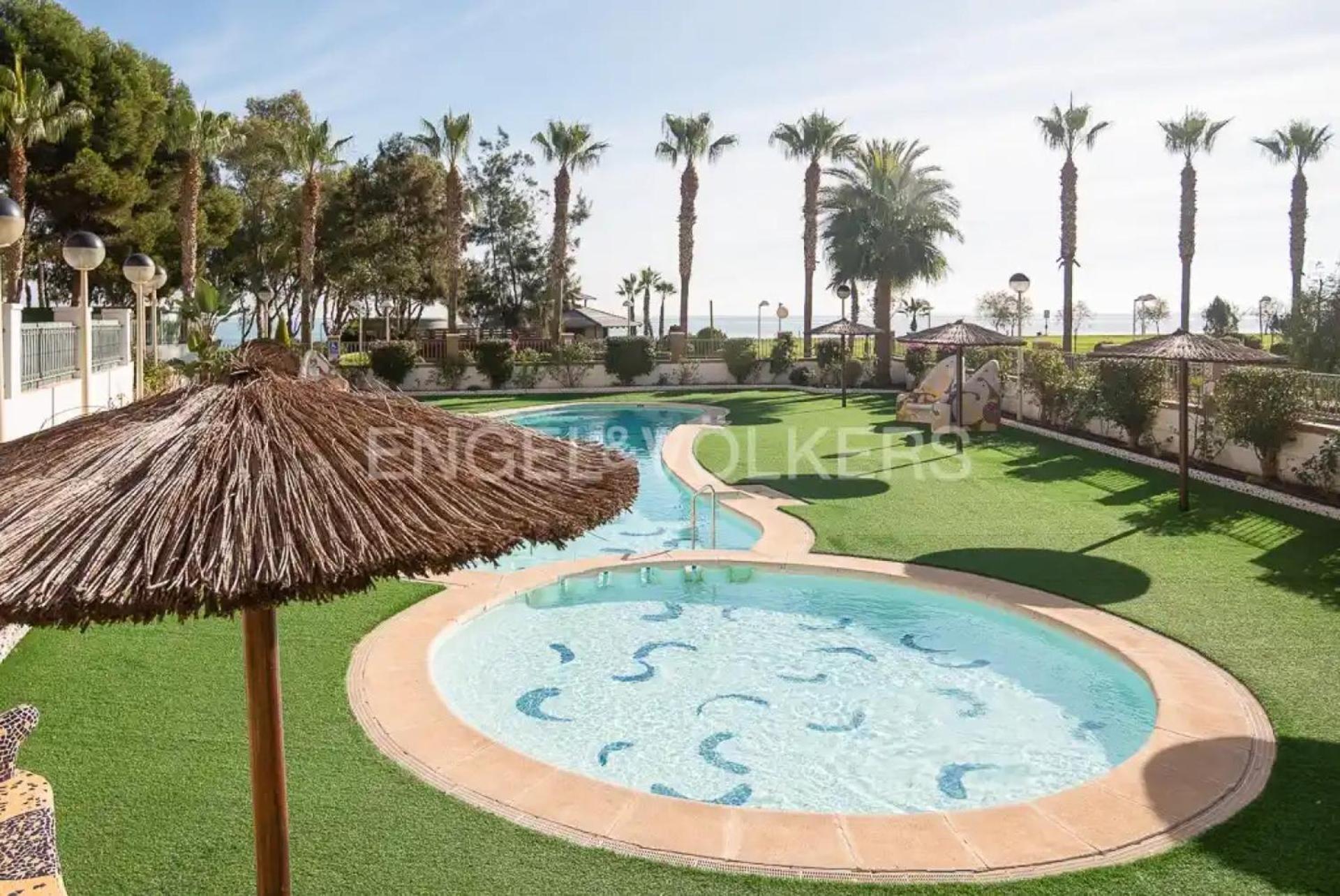 Apartamentos Be Suites Primera Linea Oropesa del Mar Exterior photo